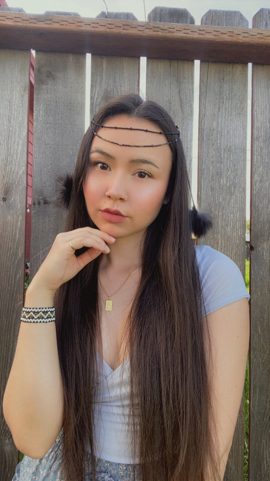 Rabbit Pom hair clips-black